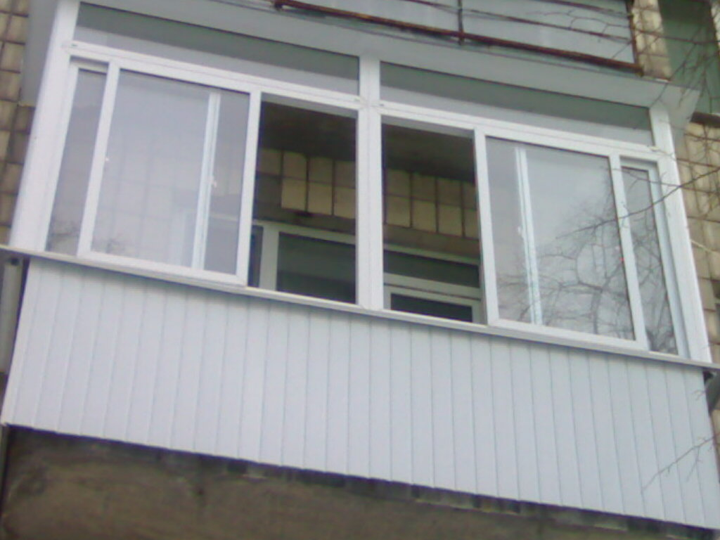 Пластиковые балконные рамы